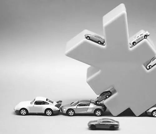 透析汽車金融公司井噴的背后 行業(yè)隱憂漸顯，亟待規(guī)范